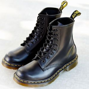 Dr. Martens 1460 Smooth Boot